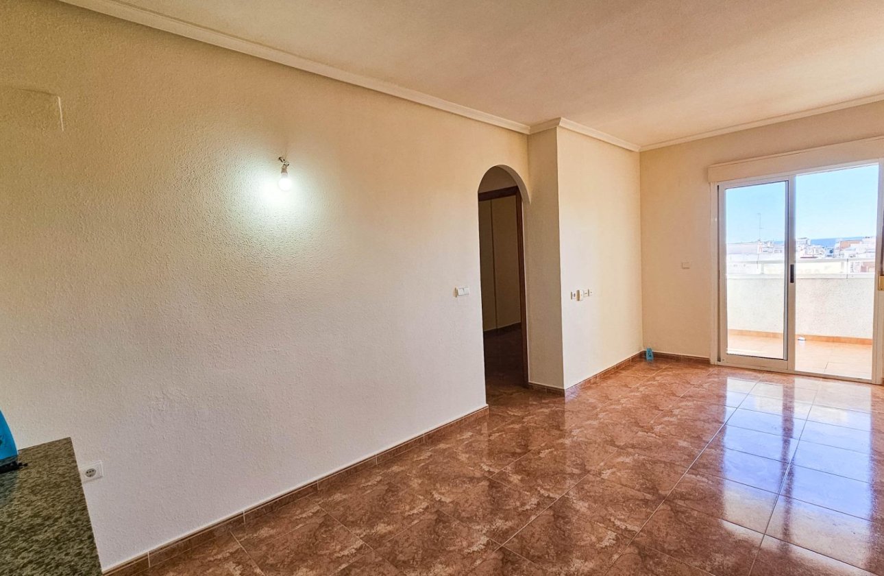 Herverkoop - Appartement -
Torrevieja - Centro