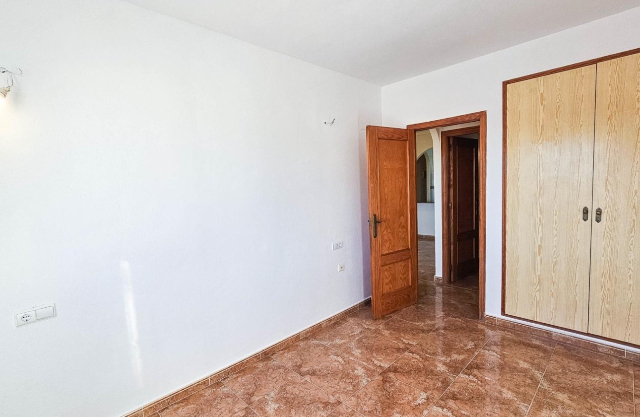 Herverkoop - Appartement -
Torrevieja - Centro