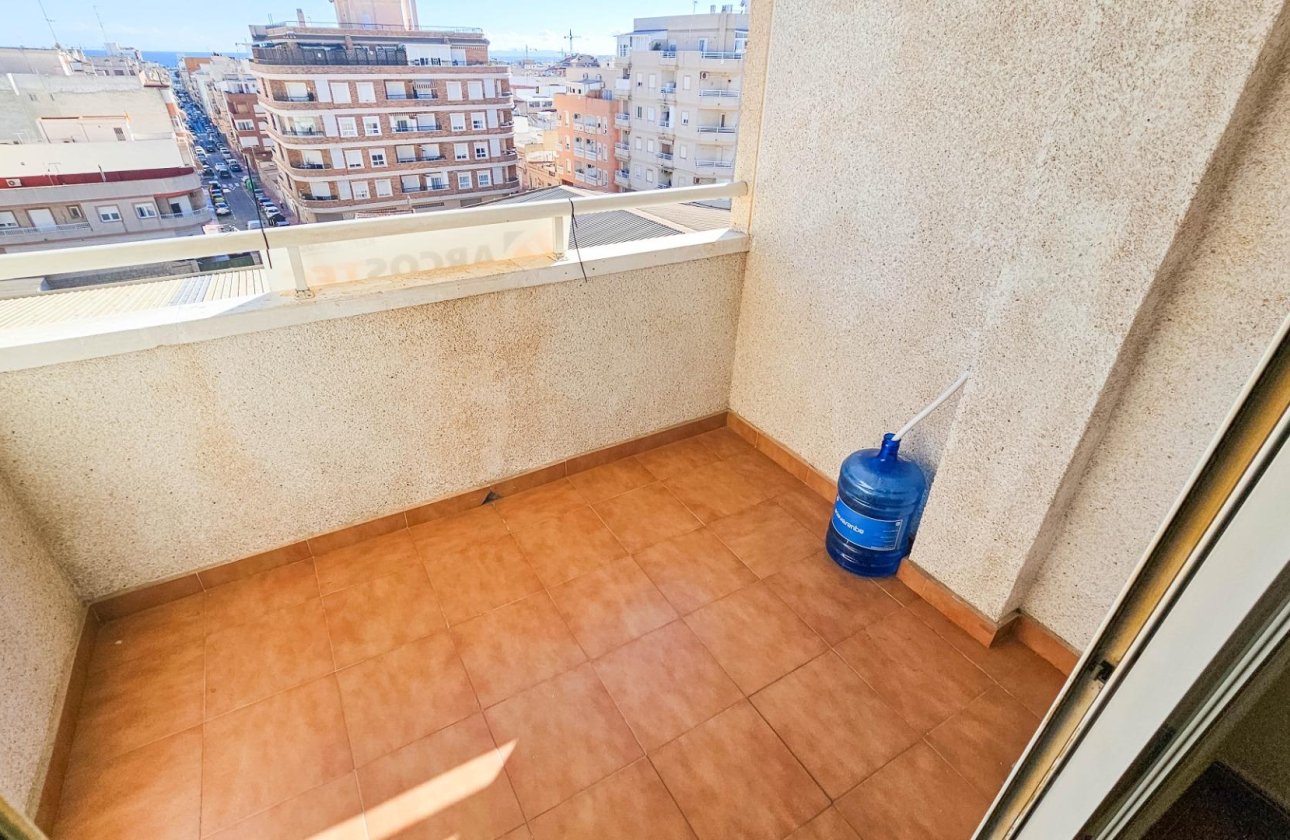 Herverkoop - Appartement -
Torrevieja - Centro