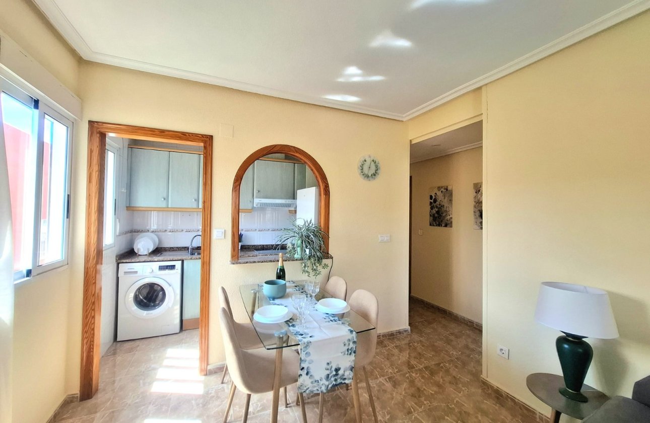 Herverkoop - Appartement -
Torrevieja - Costa Blanca
