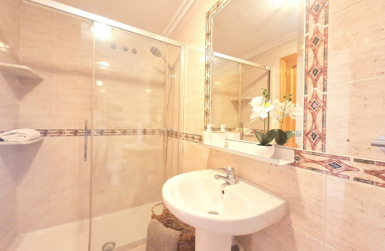 Herverkoop - Appartement -
Torrevieja - Costa Blanca