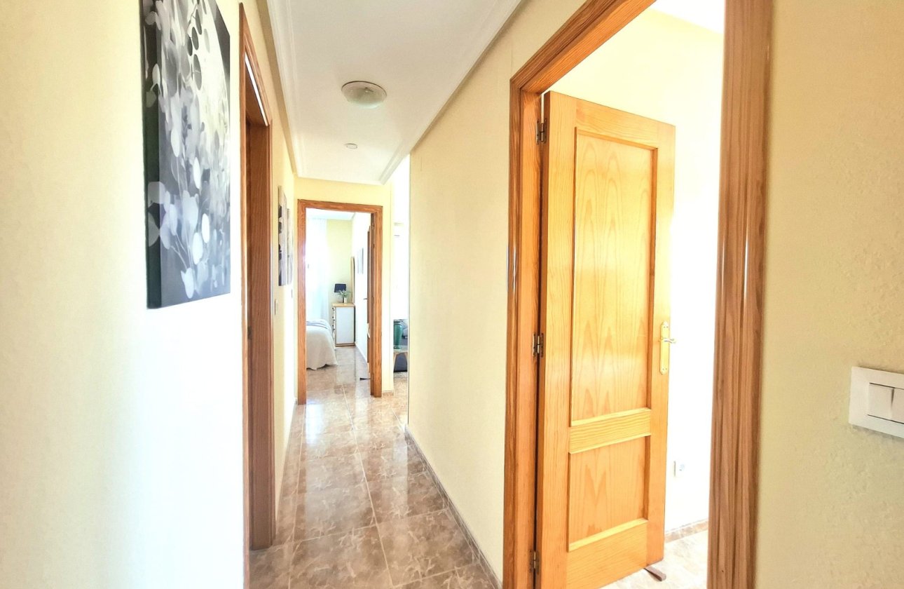 Herverkoop - Appartement -
Torrevieja - Costa Blanca