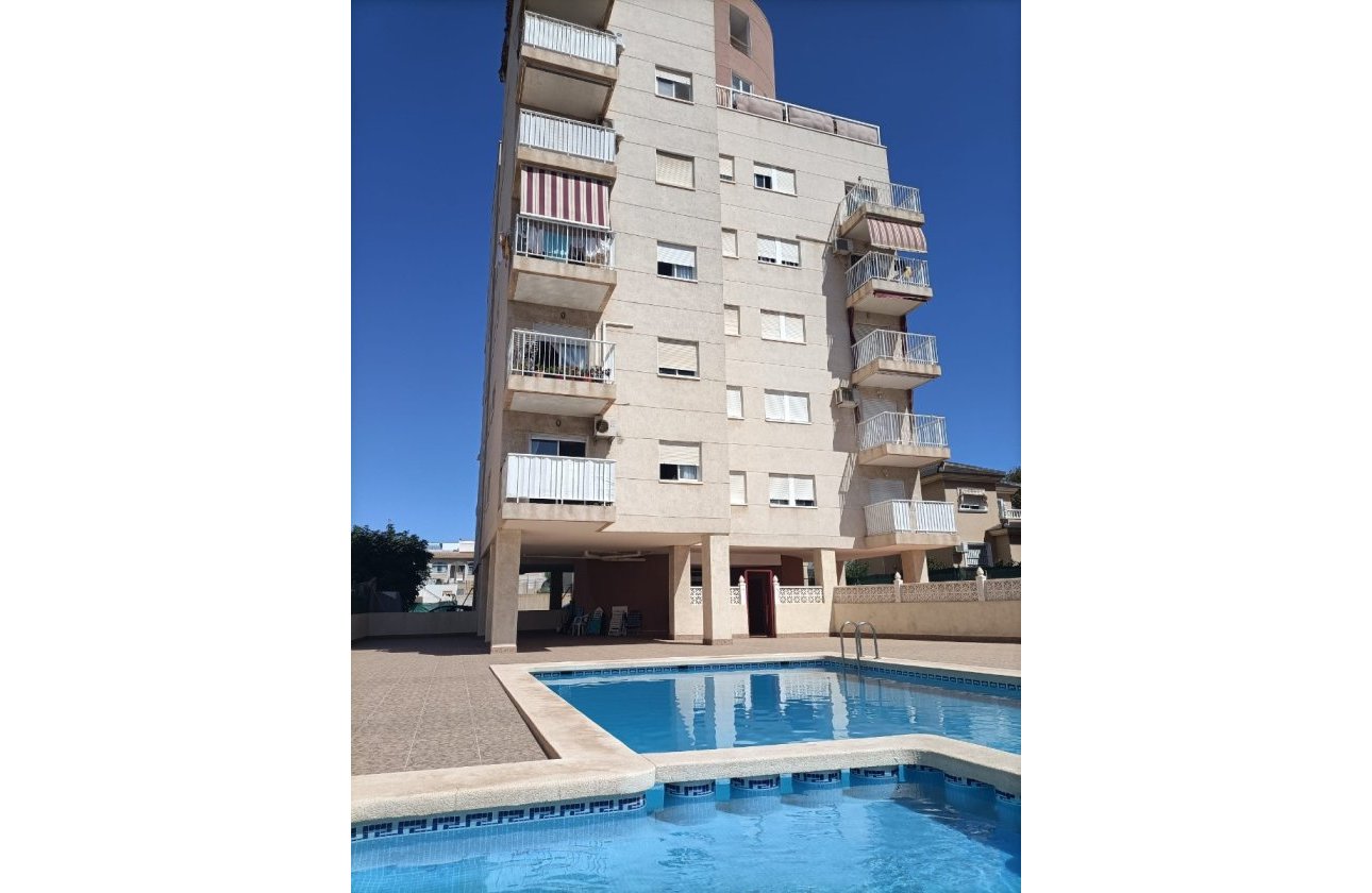 Herverkoop - Appartement -
Torrevieja - Costa Blanca