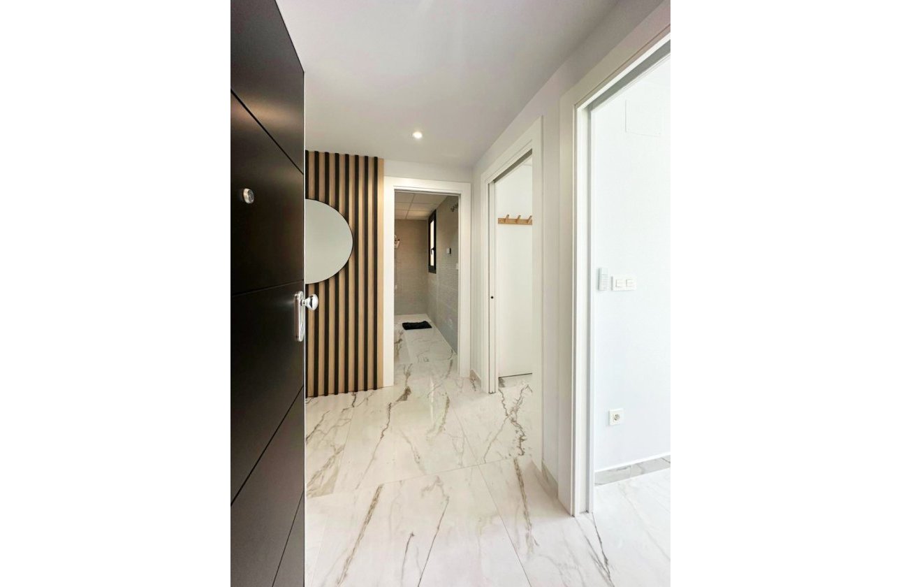 Herverkoop - Appartement -
Torrevieja - Costa Blanca