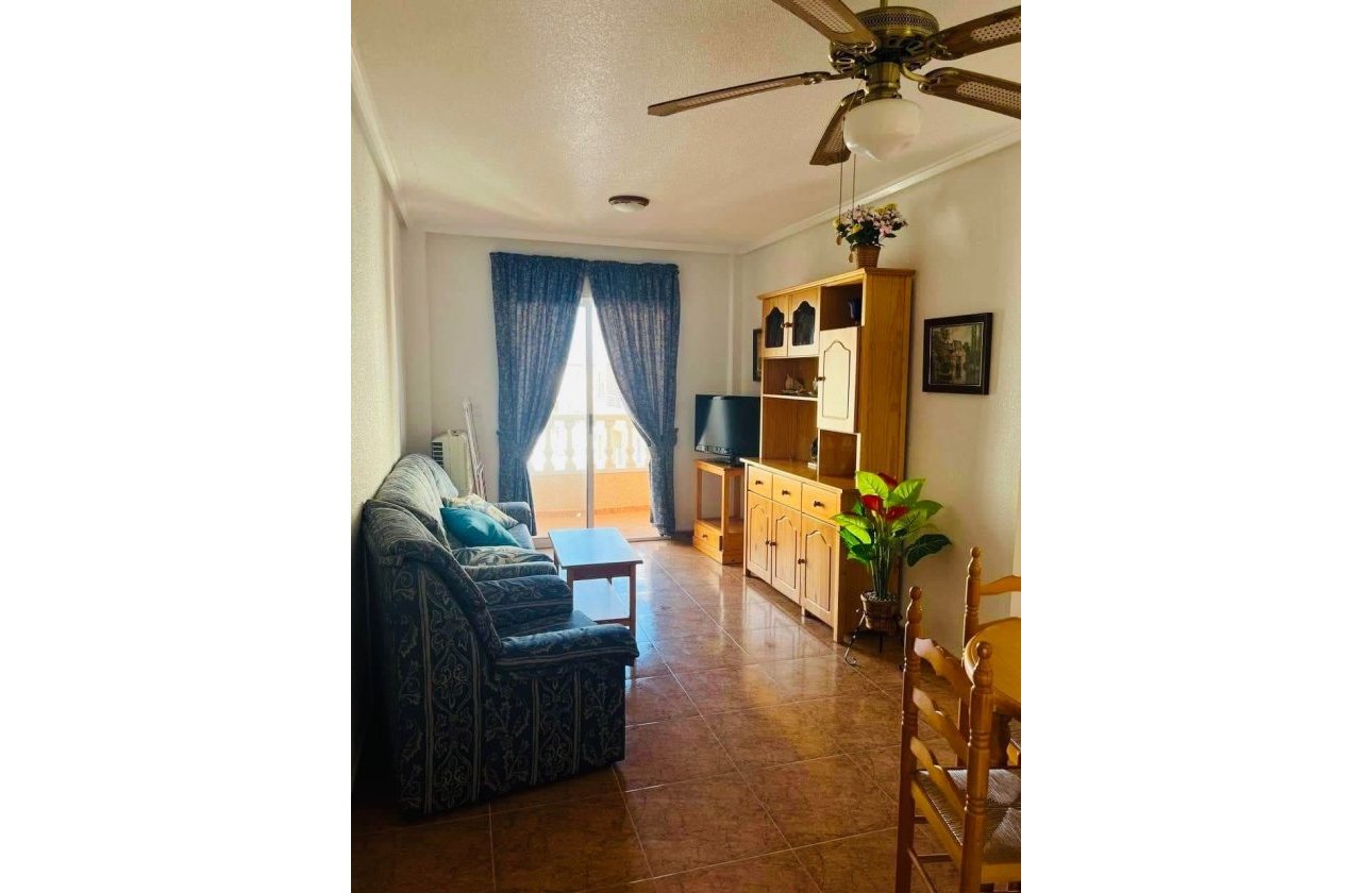 Herverkoop - Appartement -
Torrevieja - Costa Blanca