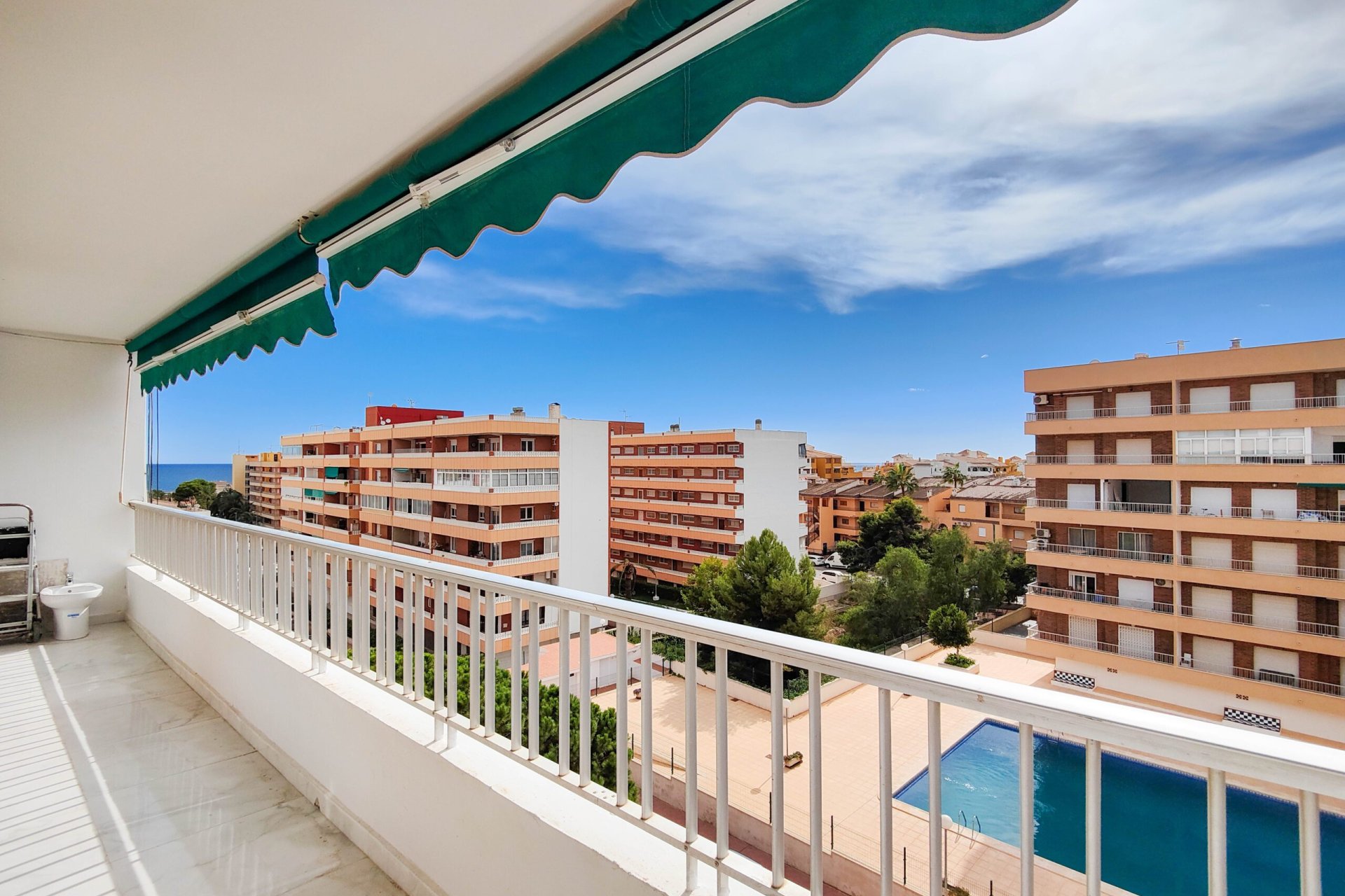 Herverkoop - Appartement -
Torrevieja - Costa Blanca