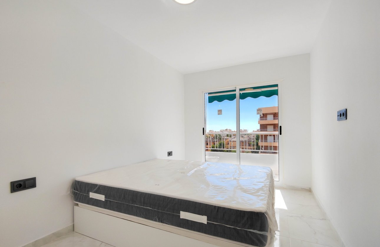 Herverkoop - Appartement -
Torrevieja - Costa Blanca