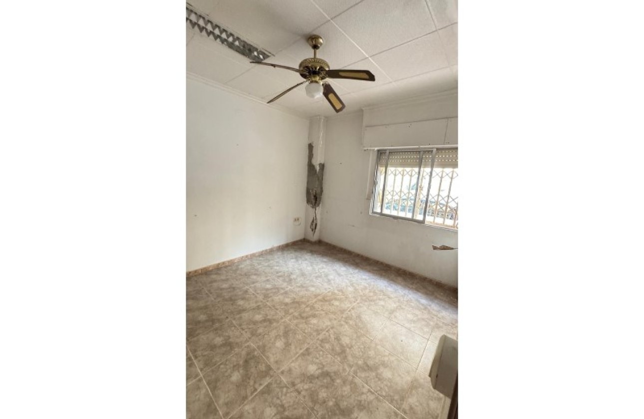 Herverkoop - Appartement -
Torrevieja - Costa Blanca