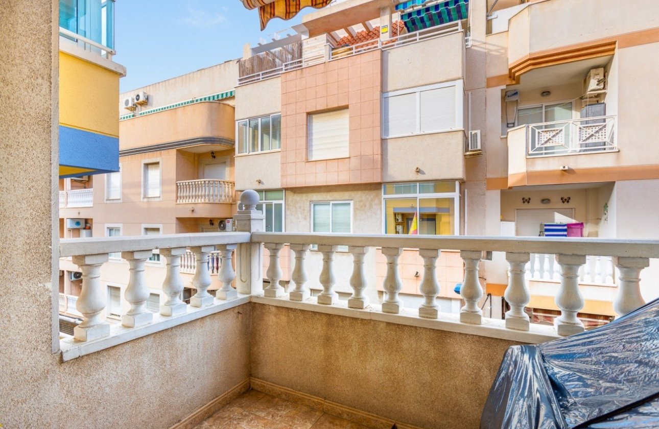 Herverkoop - Appartement -
Torrevieja - Costa Blanca