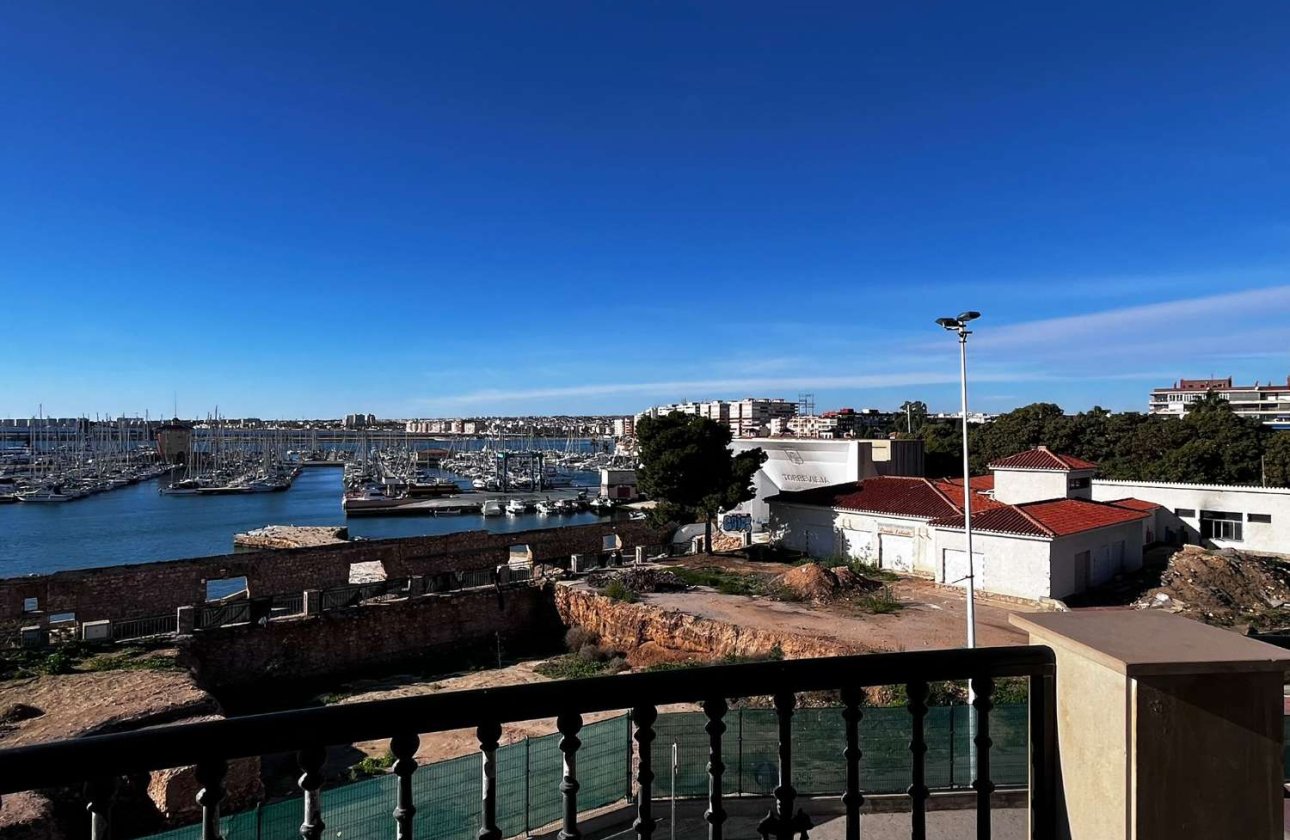 Herverkoop - Appartement -
Torrevieja - Costa Blanca