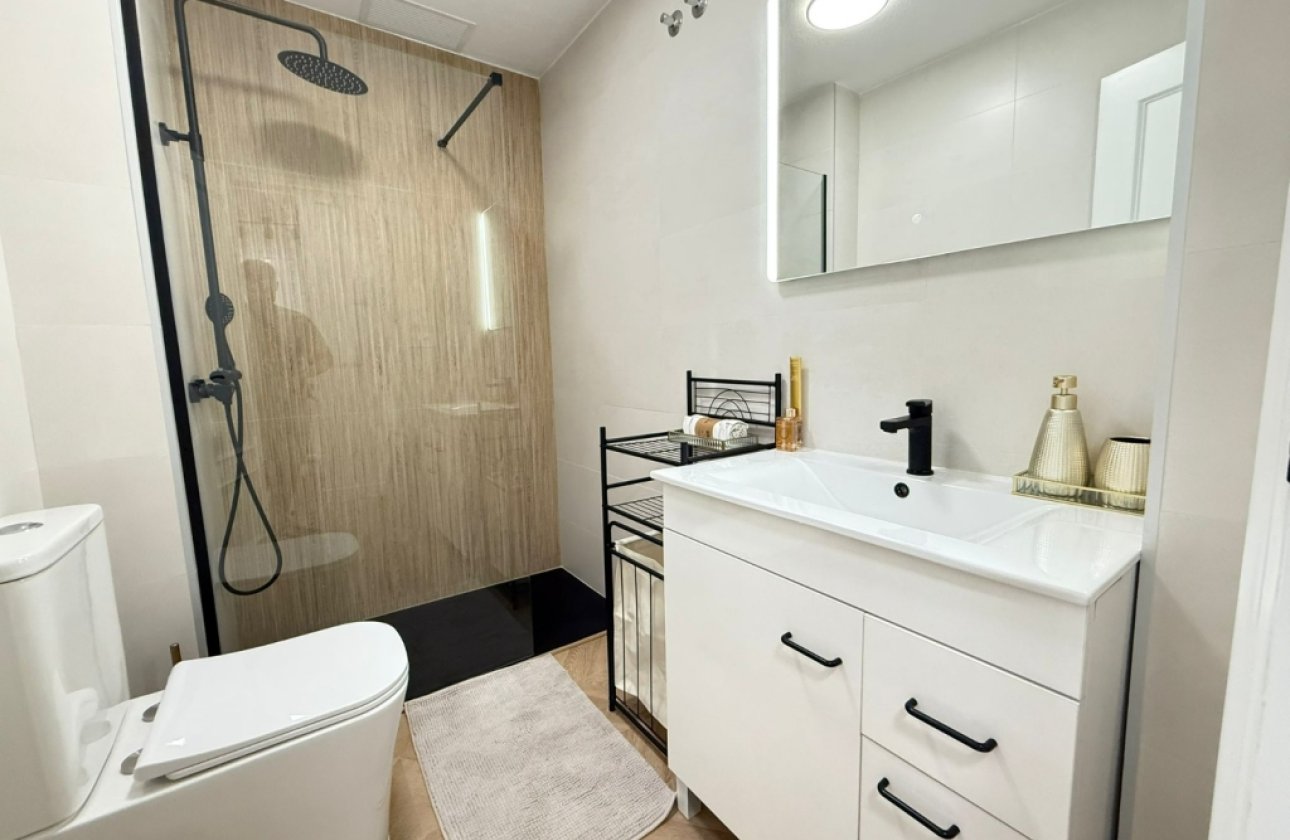 Herverkoop - Appartement -
Torrevieja - Costa Blanca