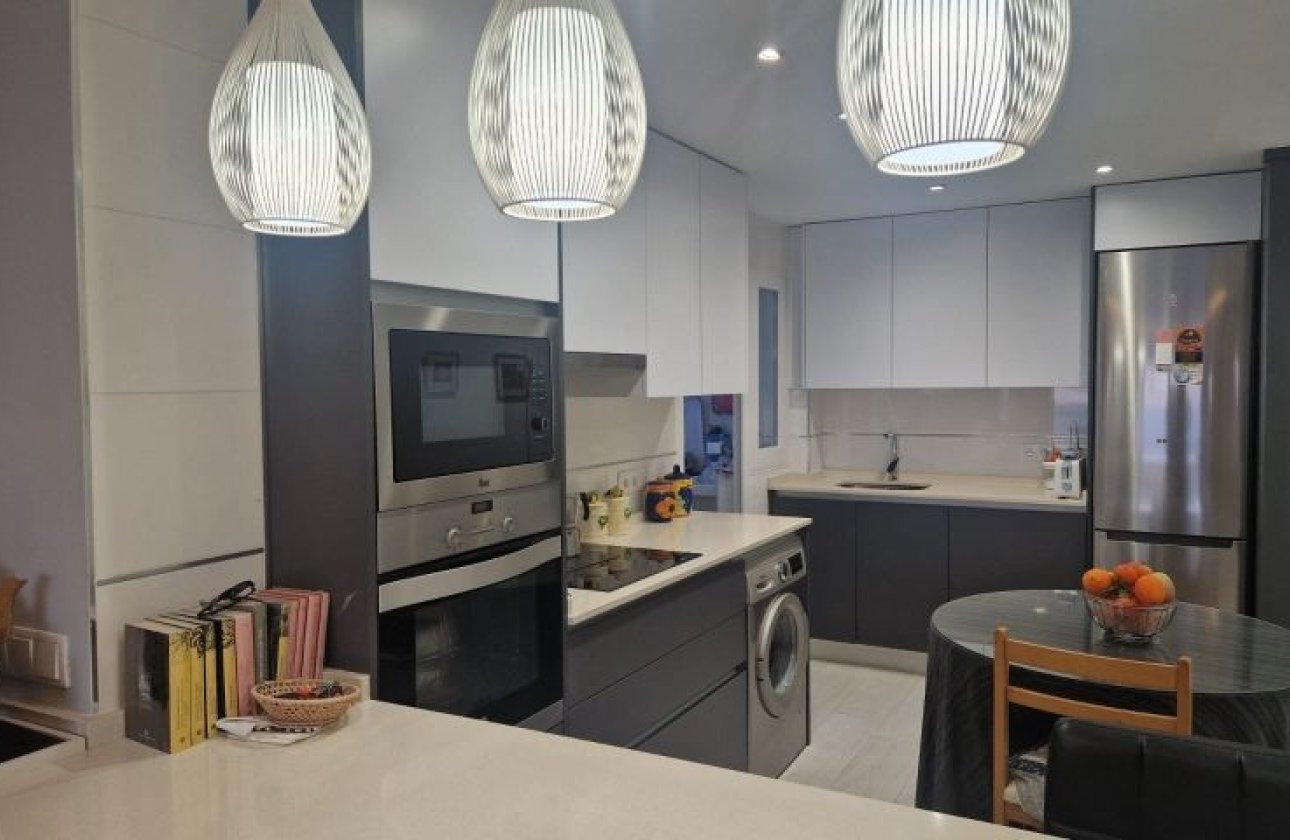 Herverkoop - Appartement -
Torrevieja - Costa Blanca