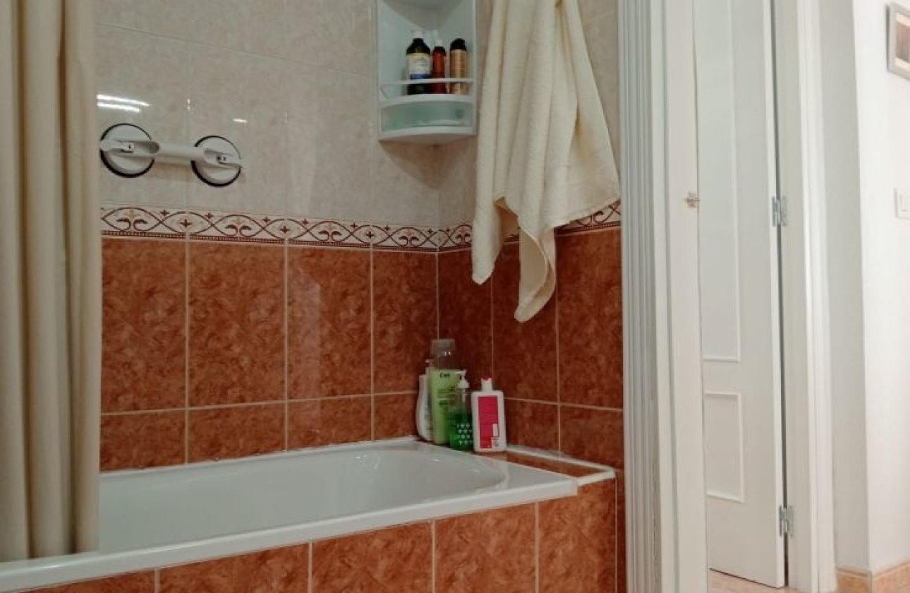 Herverkoop - Appartement -
Torrevieja - Costa Blanca