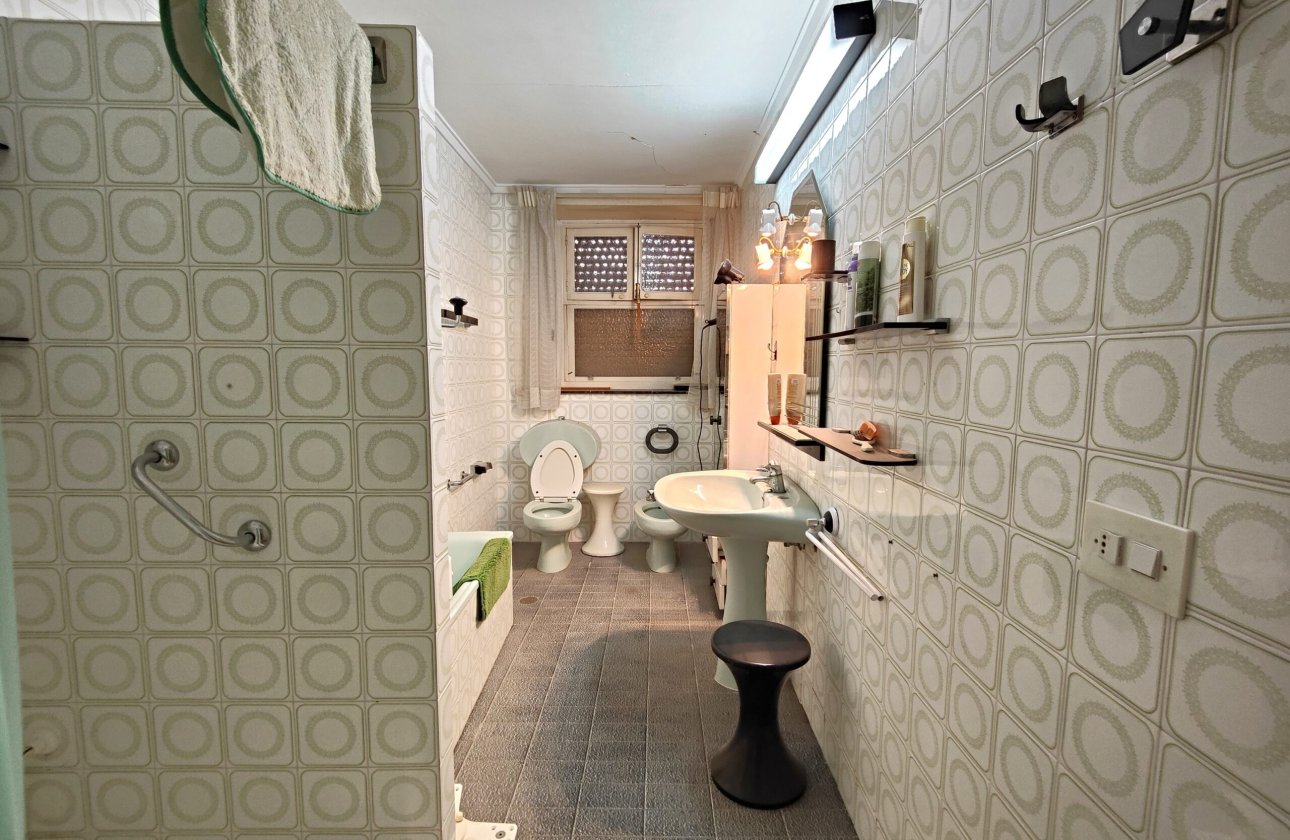 Herverkoop - Appartement -
Torrevieja - Costa Blanca