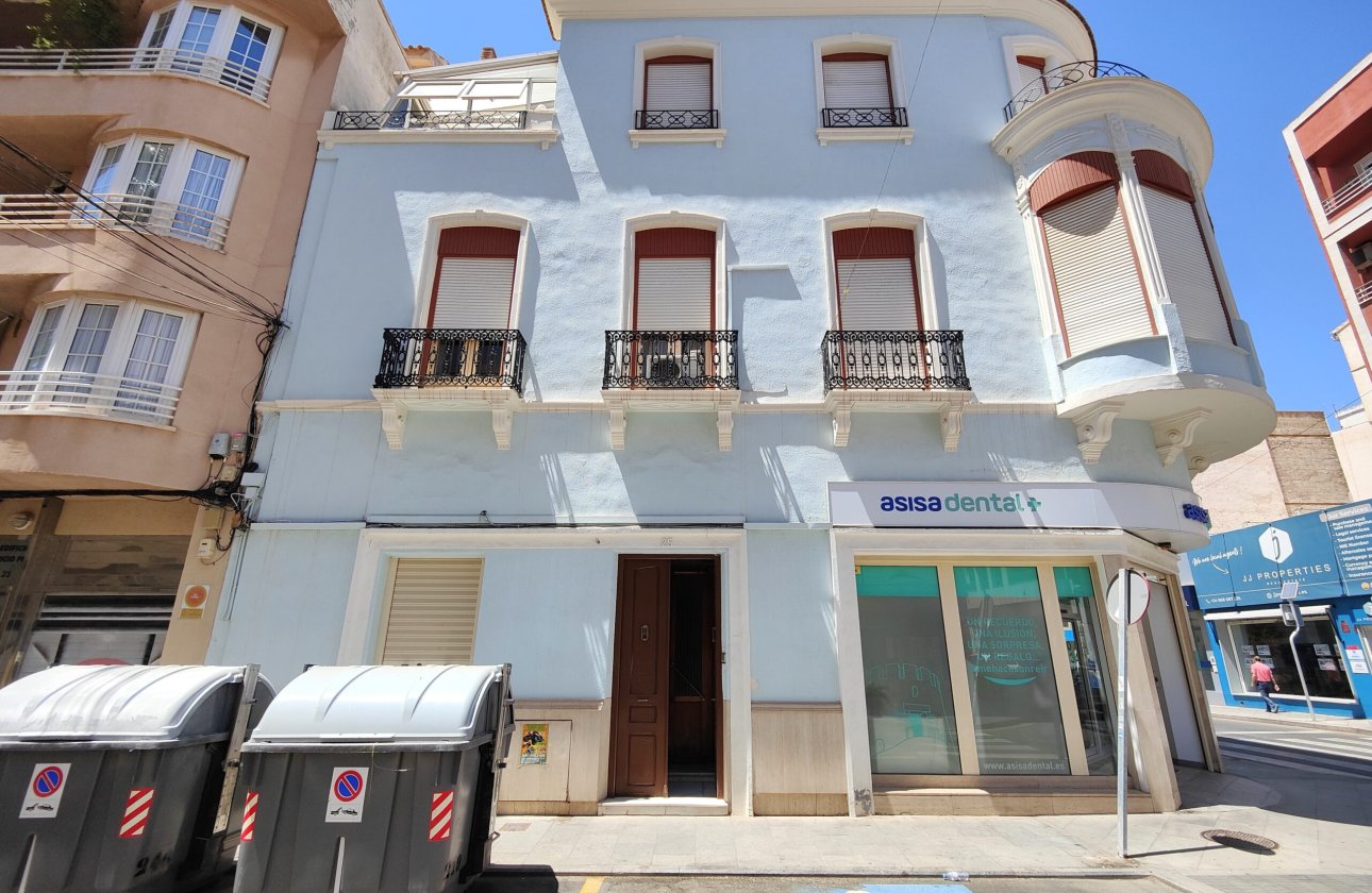 Herverkoop - Appartement -
Torrevieja - Costa Blanca
