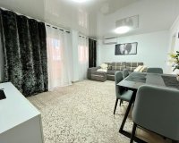 Herverkoop - Appartement -
Torrevieja - Costa Blanca