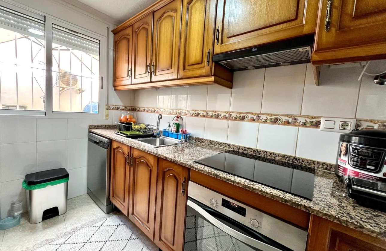 Herverkoop - Appartement -
Torrevieja - Costa Blanca