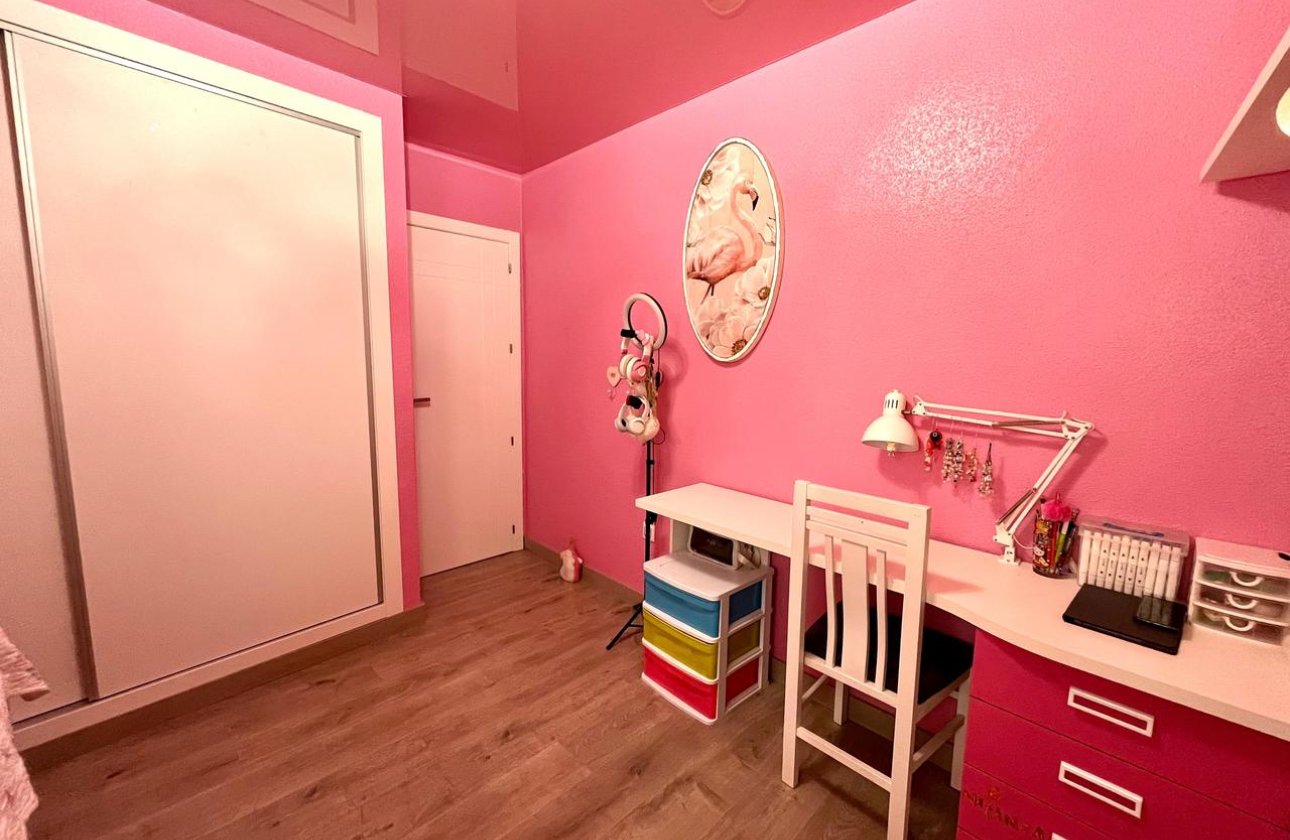 Herverkoop - Appartement -
Torrevieja - Costa Blanca