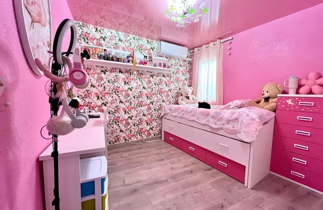 Herverkoop - Appartement -
Torrevieja - Costa Blanca