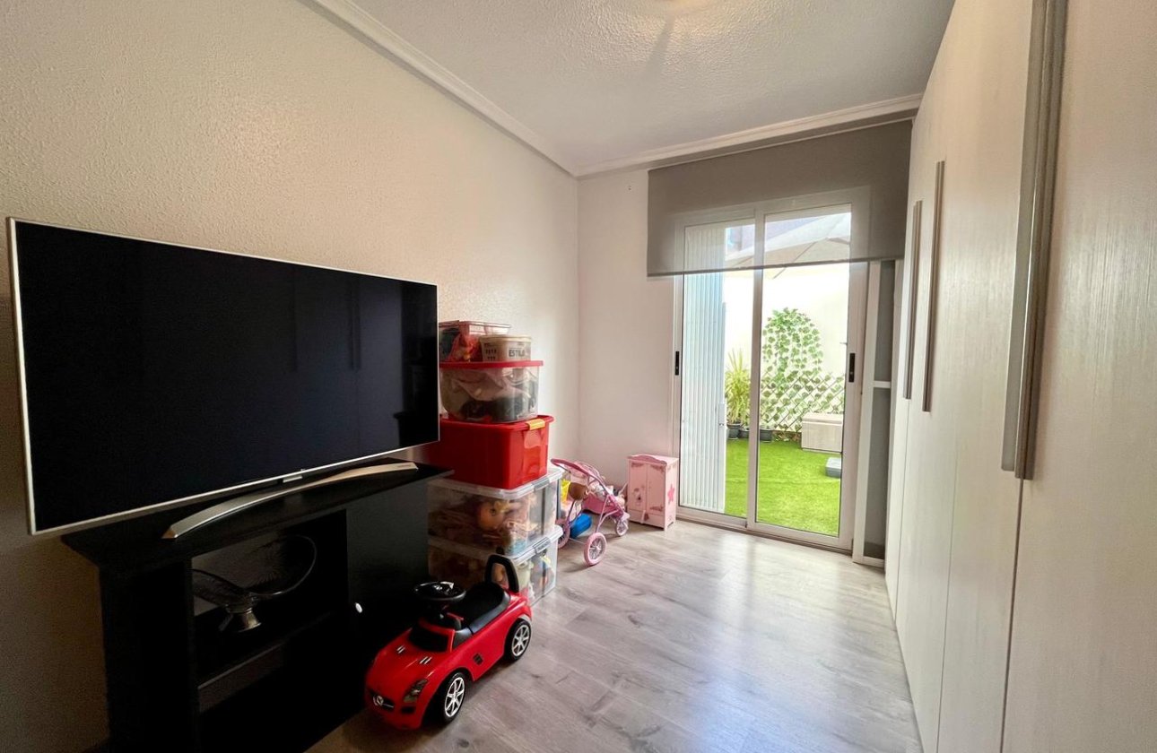 Herverkoop - Appartement -
Torrevieja - Costa Blanca