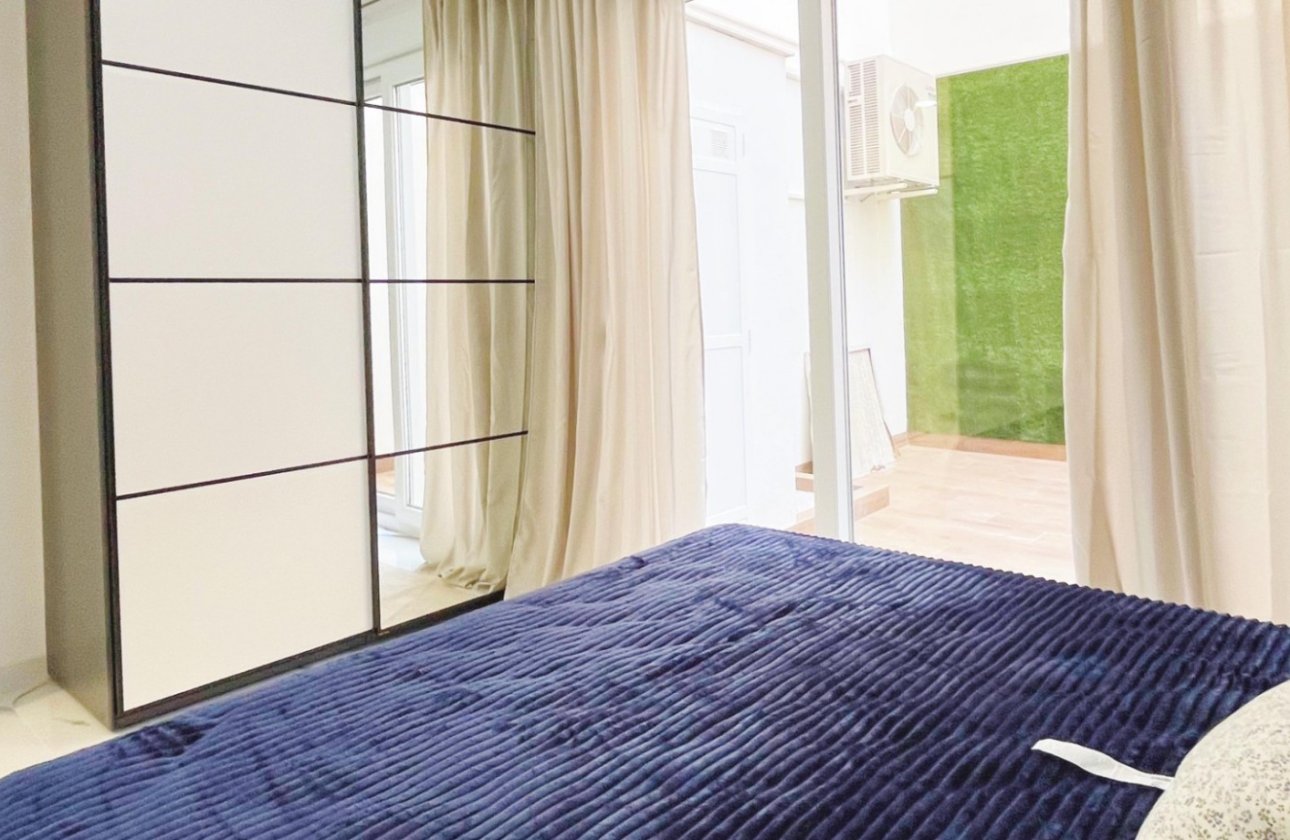 Herverkoop - Appartement -
Torrevieja - Costa Blanca