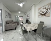 Herverkoop - Appartement -
Torrevieja - Costa Blanca