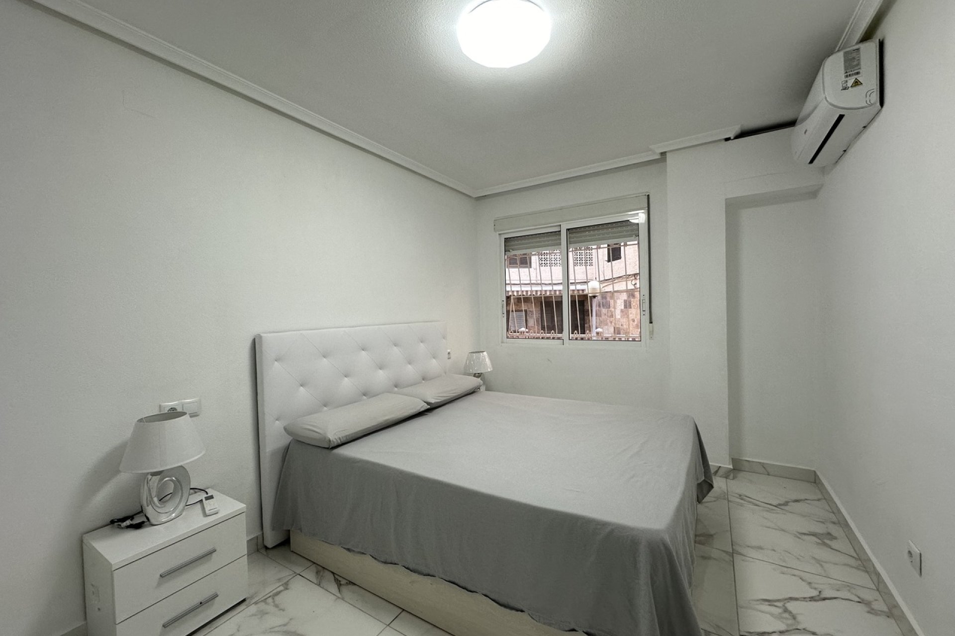 Herverkoop - Appartement -
Torrevieja - Costa Blanca