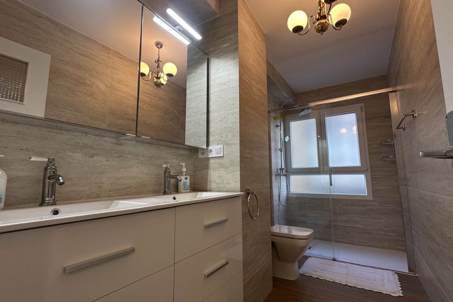 Herverkoop - Appartement -
Torrevieja - Costa Blanca