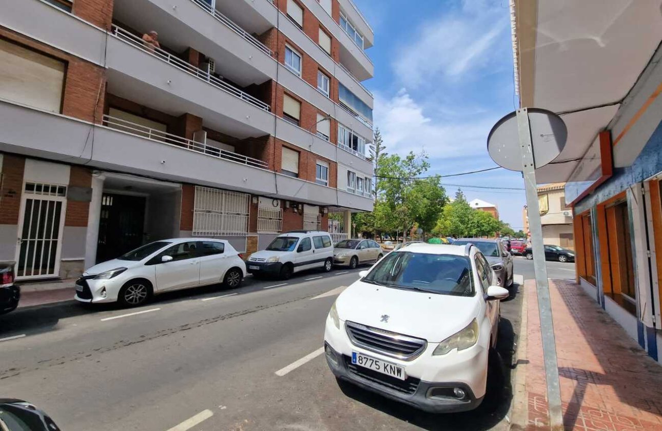 Herverkoop - Appartement -
Torrevieja - Costa Blanca