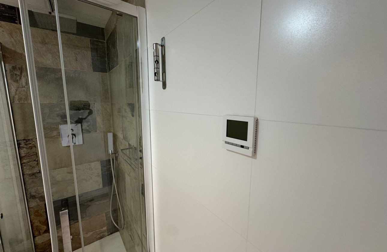 Herverkoop - Appartement -
Torrevieja - Costa Blanca