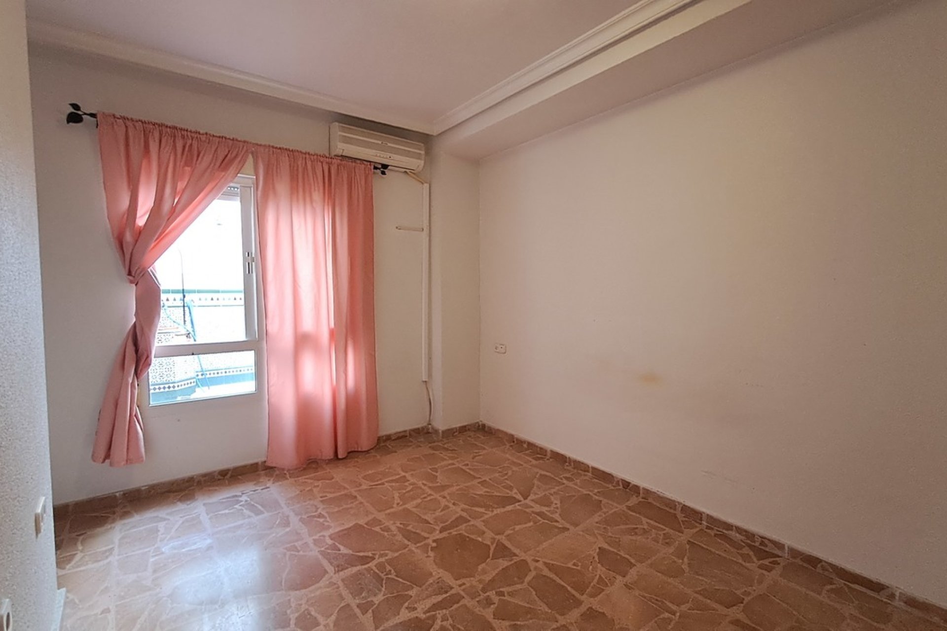 Herverkoop - Appartement -
Torrevieja - Costa Blanca