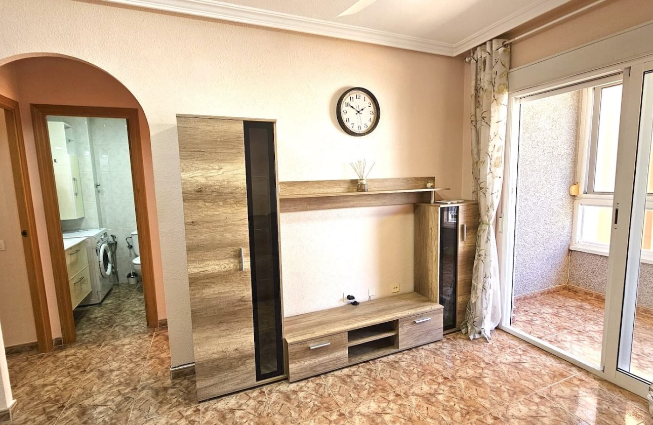 Herverkoop - Appartement -
Torrevieja - Costa Blanca