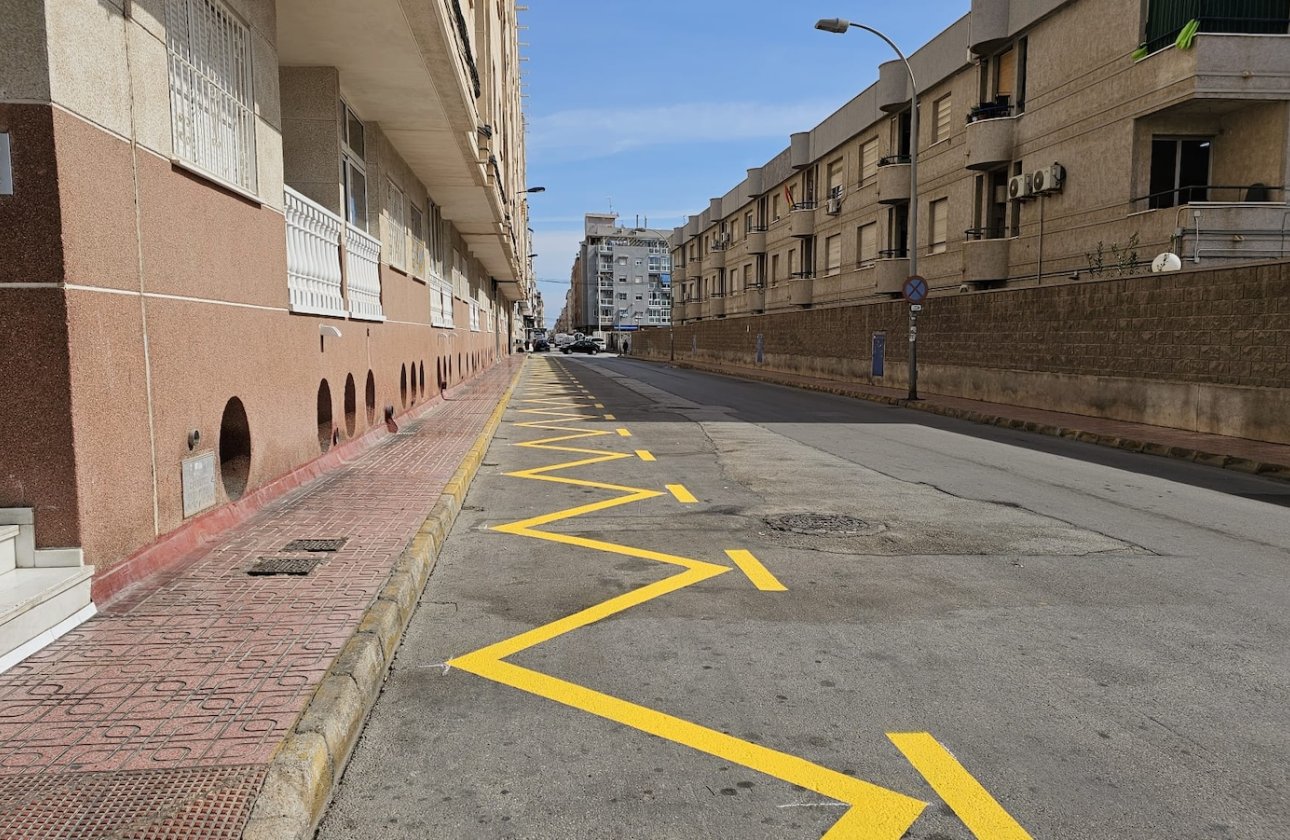 Herverkoop - Appartement -
Torrevieja - Costa Blanca