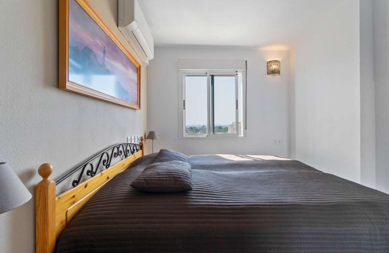 Herverkoop - Appartement -
Torrevieja - Costa Blanca