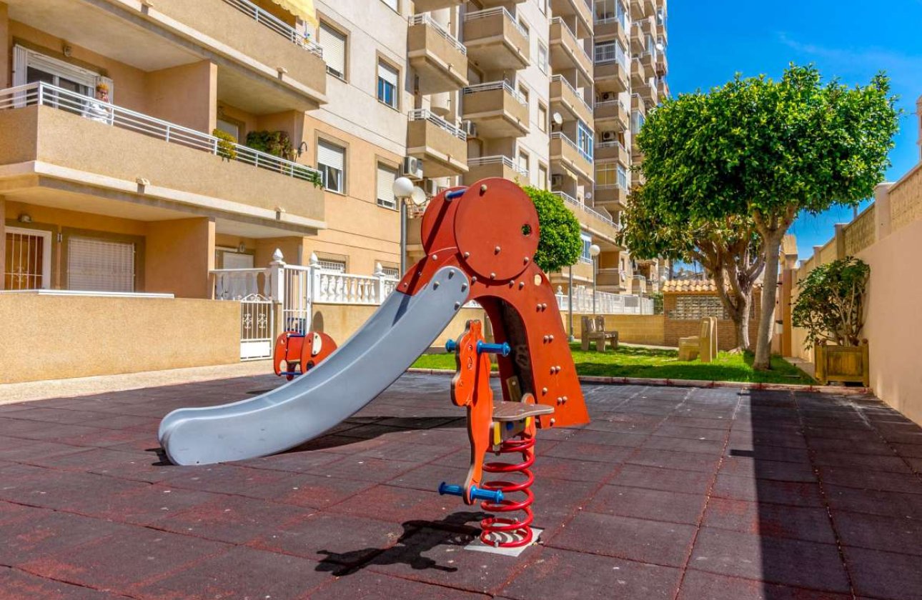 Herverkoop - Appartement -
Torrevieja - Costa Blanca