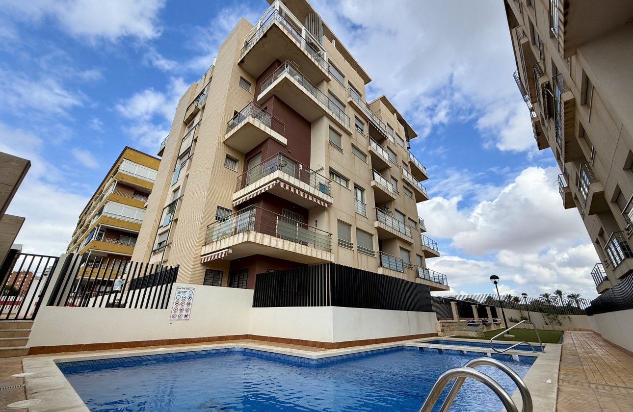 Herverkoop - Appartement -
Torrevieja - Costa Blanca