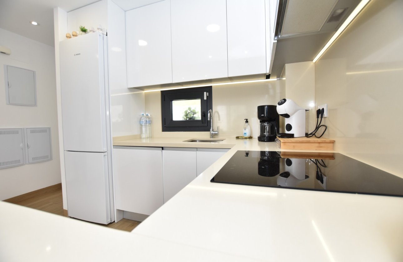 Herverkoop - Appartement -
Torrevieja - Costa Blanca