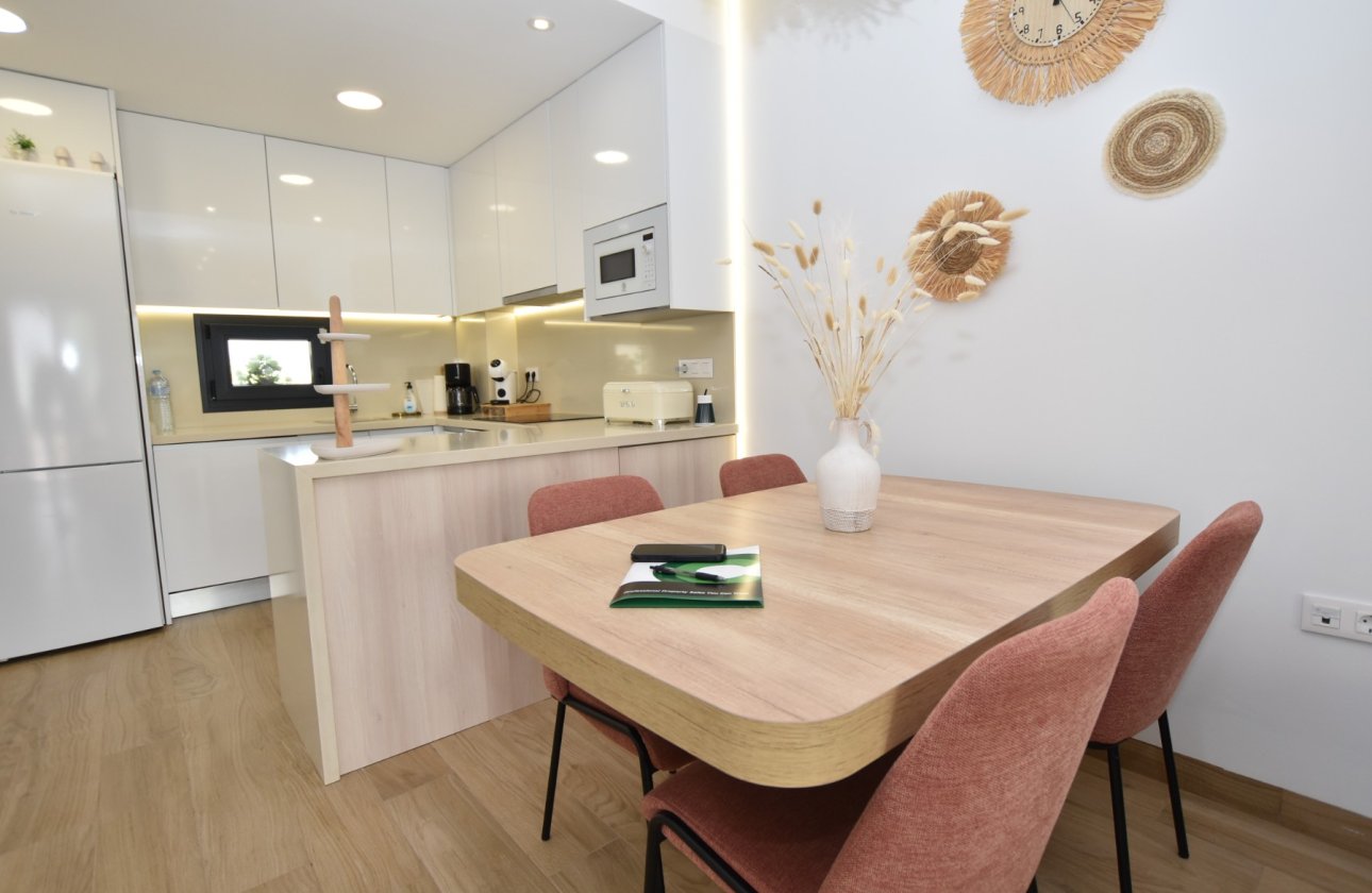 Herverkoop - Appartement -
Torrevieja - Costa Blanca