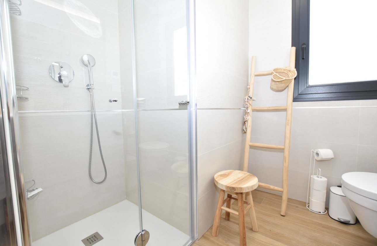 Herverkoop - Appartement -
Torrevieja - Costa Blanca