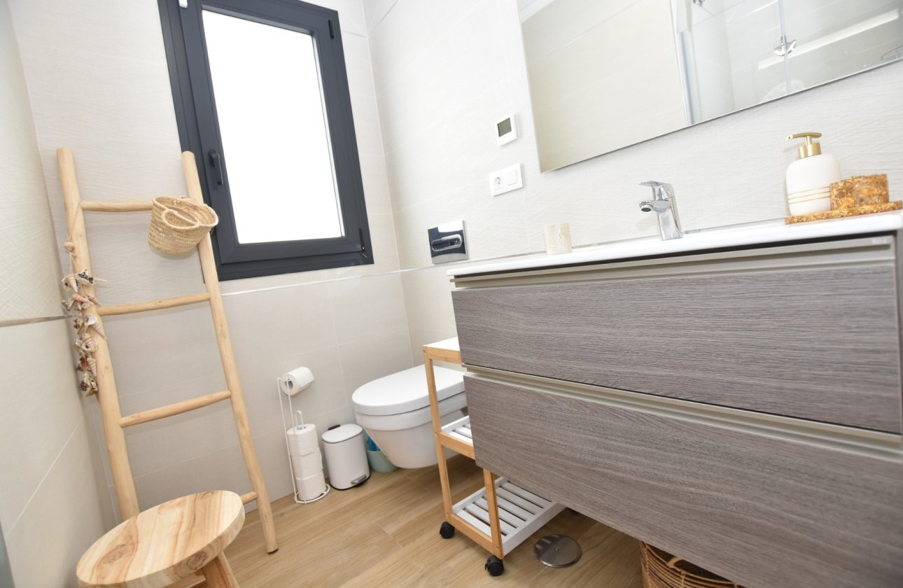 Herverkoop - Appartement -
Torrevieja - Costa Blanca