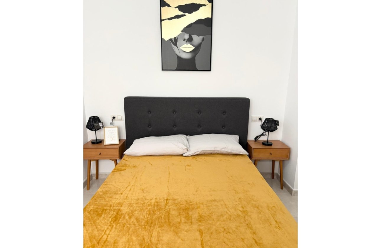 Herverkoop - Appartement -
Torrevieja - Costa Blanca