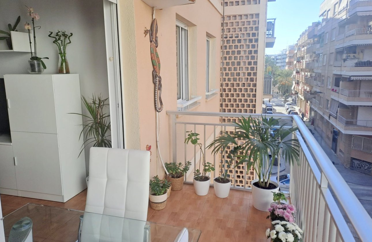 Herverkoop - Appartement -
Torrevieja - Costa Blanca