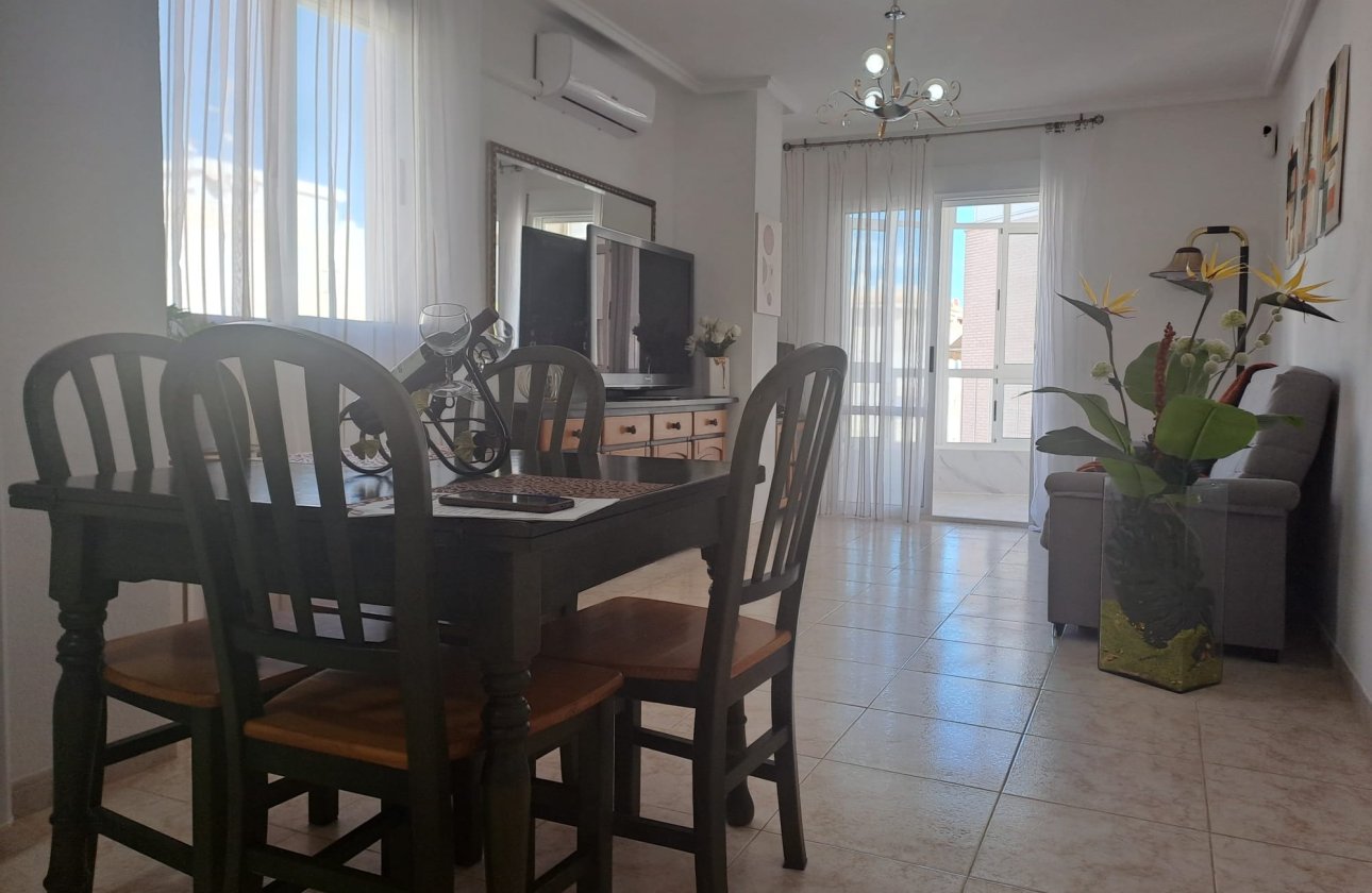 Herverkoop - Appartement -
Torrevieja - Costa Blanca