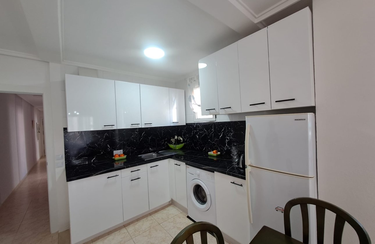 Herverkoop - Appartement -
Torrevieja - Costa Blanca
