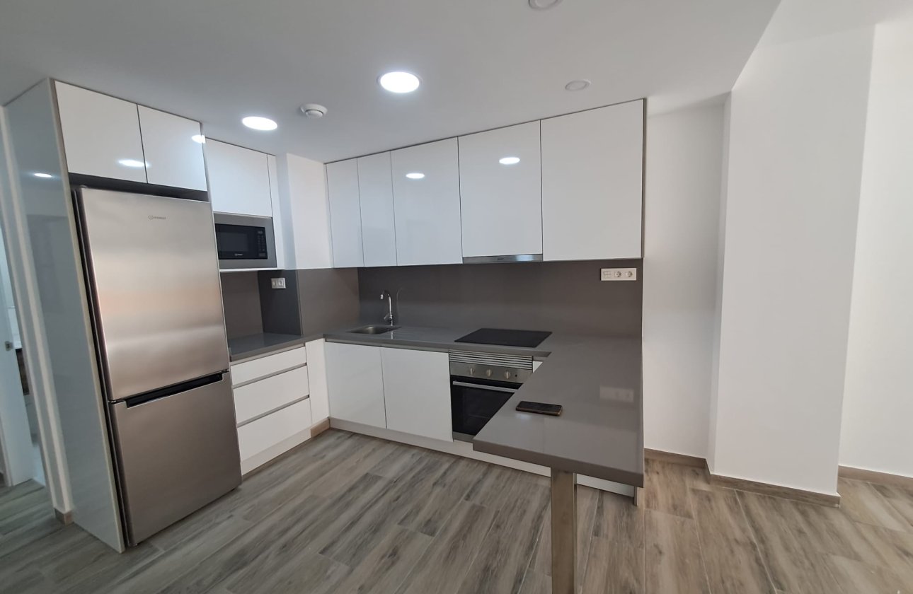 Herverkoop - Appartement -
Torrevieja - Costa Blanca