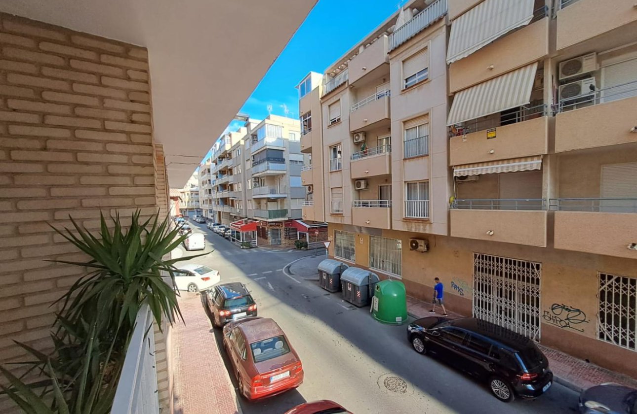 Herverkoop - Appartement -
Torrevieja - Costa Blanca