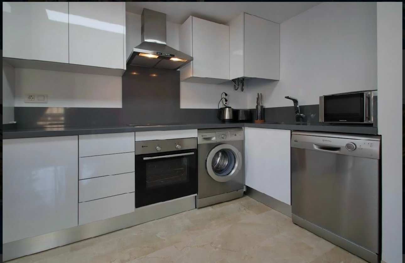 Herverkoop - Appartement -
Torrevieja - Costa Blanca