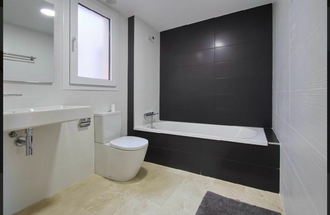 Herverkoop - Appartement -
Torrevieja - Costa Blanca