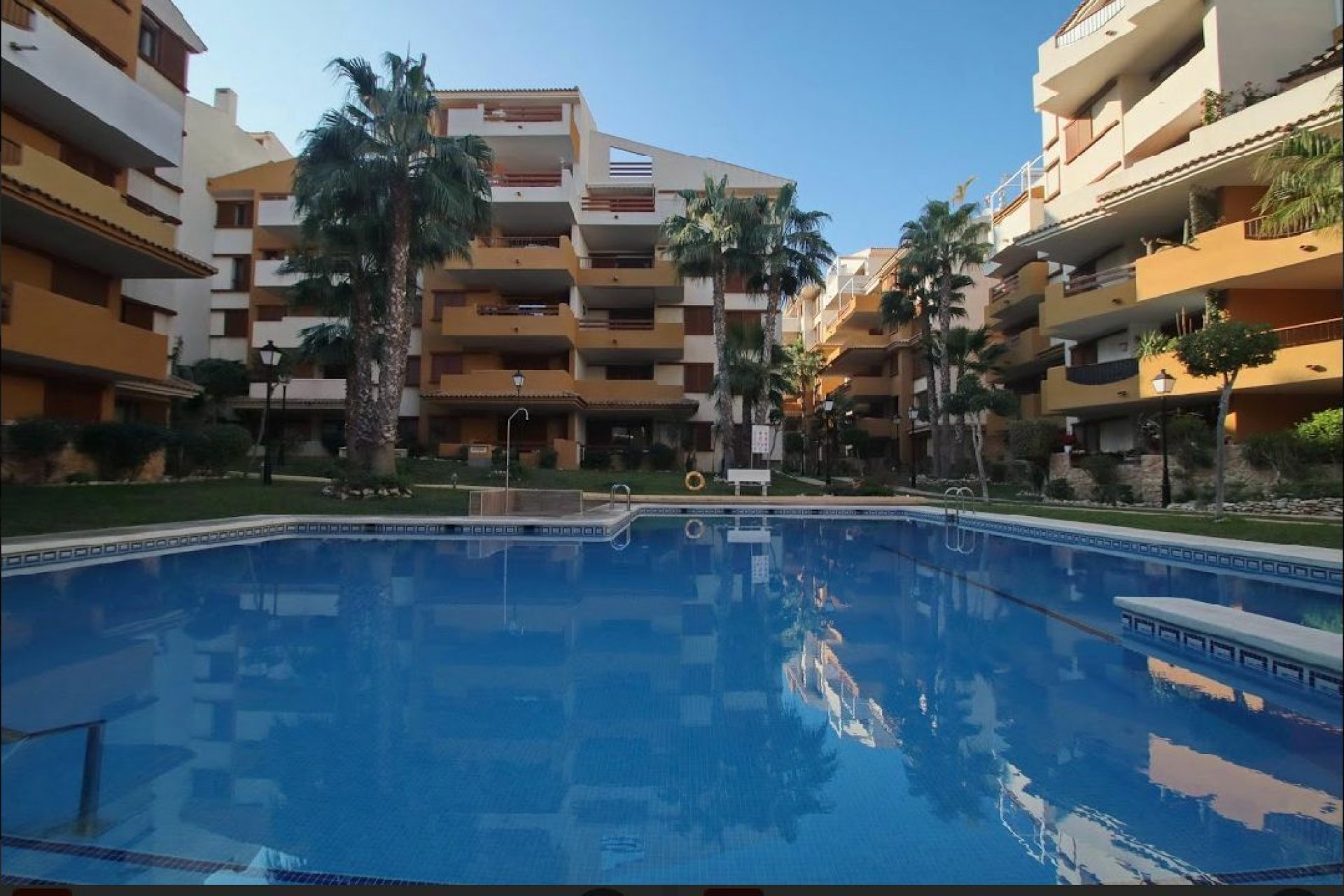 Herverkoop - Appartement -
Torrevieja - Costa Blanca