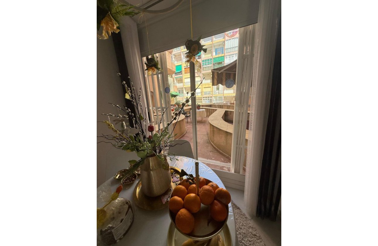 Herverkoop - Appartement -
Torrevieja - Costa Blanca